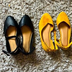 2 pairs of girls flats